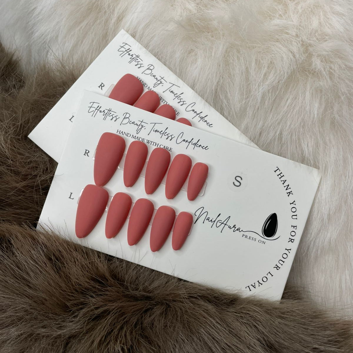 💗Alomnd Matt effortlessly beautiful.